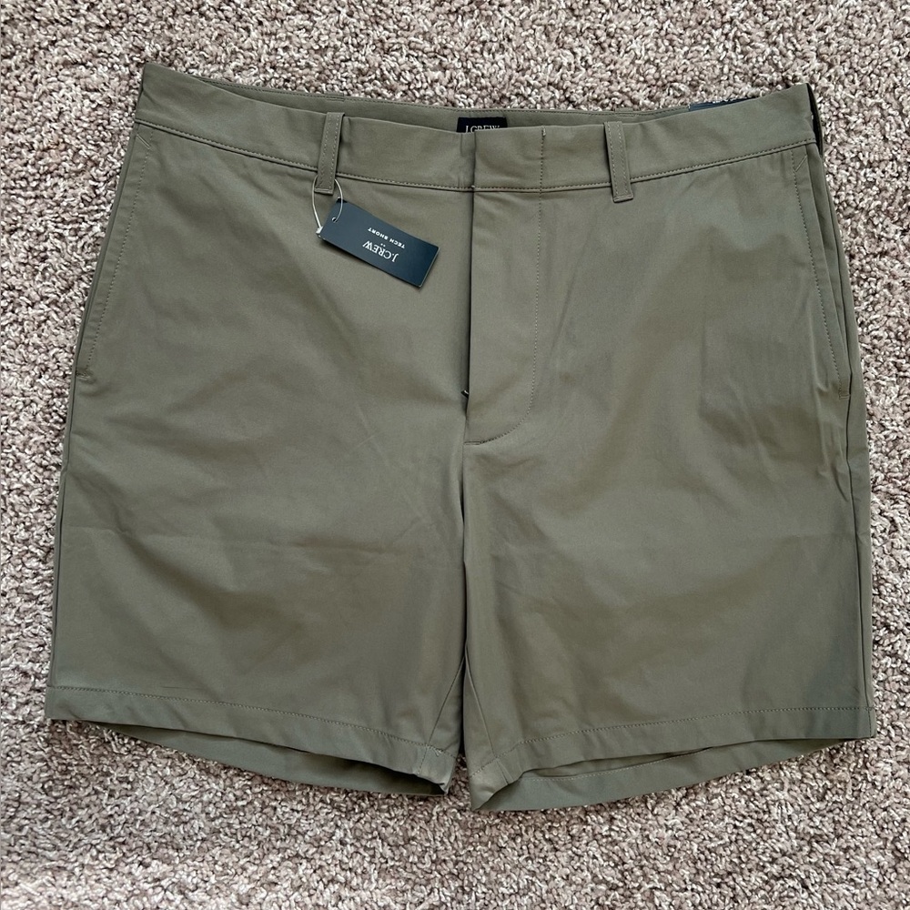 J crew Men's Olive Green Shorts